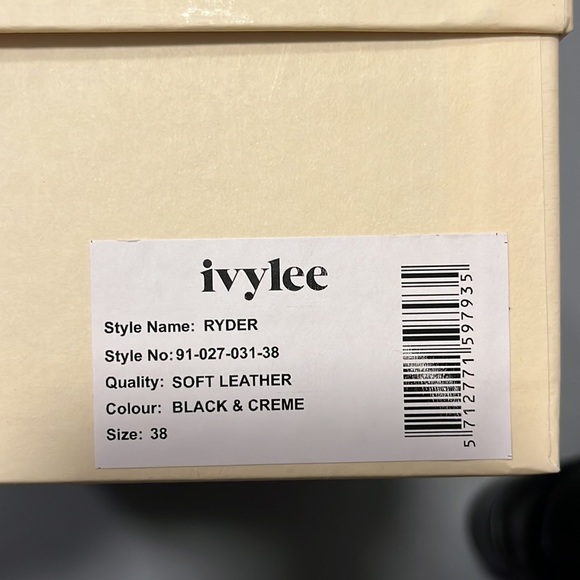 BNIB Ivy Lee Copenhagen “Ryder” heel - Picture 5 of 5